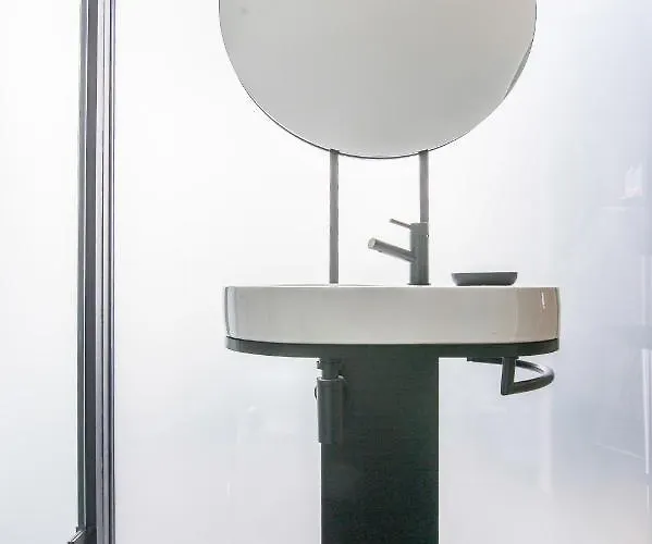 62 Design House Ii *