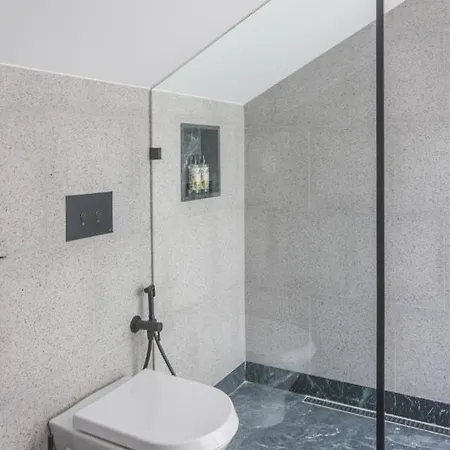 62 Design House Ii - Bydixos Appartamento Oporto