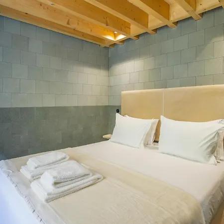 Appartamento 62 Design House Ii - Bydixos
